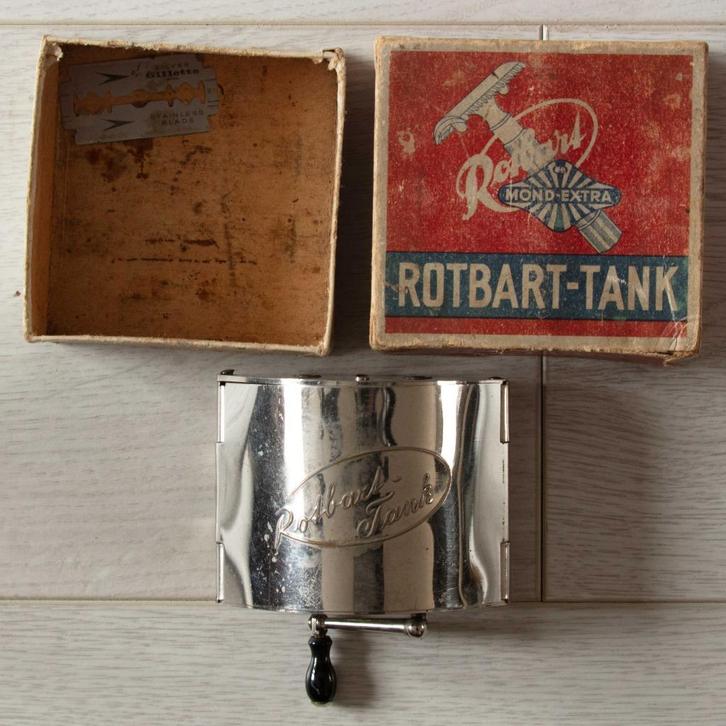 (nr.244) Rotbart-tank scheermesjeslijpapparaat, Antiek en Kunst, Antiek | Gereedschap en Instrumenten, Ophalen