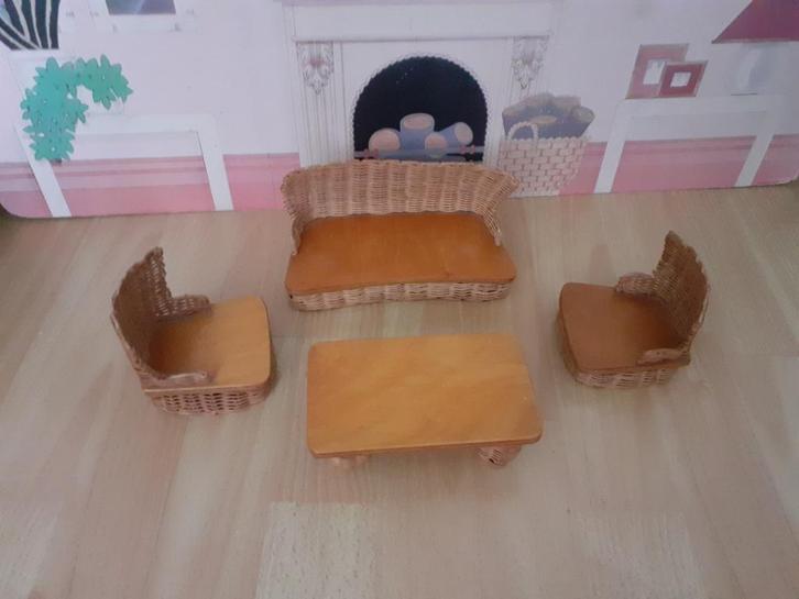 Poppenhuis meubeltjes, Verzamelen, Poppenhuizen en Toebehoren, Gebruikt, Poppenhuis, Ophalen of Verzenden
