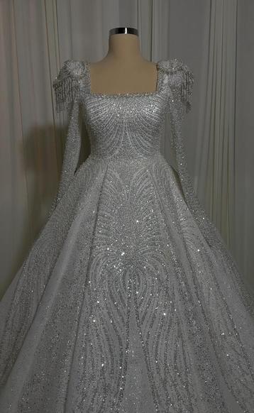 Bruidsjurk / weddingsdress / gelinik beschikbaar voor biedingen