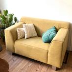Loveseat, ruime stoel, van Trendhopper, okergeel., Huis en Inrichting, Ophalen, Gebruikt, Tweepersoons, 75 tot 100 cm