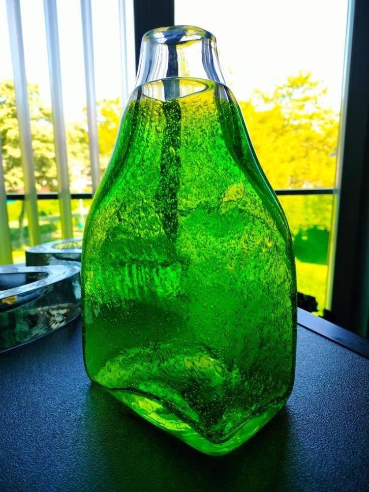 Vaas Groen Transparant Design Luchtbel Design Vintage 1970, Antiek en Kunst, Antiek | Glas en Kristal, Ophalen of Verzenden