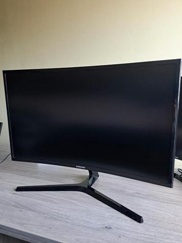 Samsung C27F396FHU beschikbaar voor biedingen