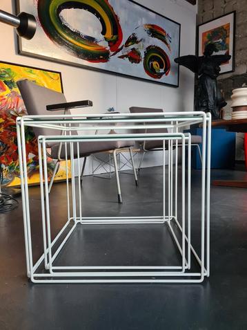 2 x Vintage design bijzettafel, Max Sauze, jaren 70 beschikbaar voor biedingen