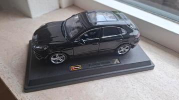 Porsche Macan Burago beschikbaar voor biedingen