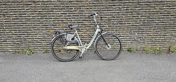 Gazelle damesfiets met 7 versnellingen en rollerbrake-remmen beschikbaar voor biedingen