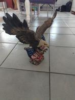 Amerikaanse Adelaar Beeld - 32x34x20 cm, Tuin en Terras, Tuinbeelden, Ophalen of Verzenden, Zo goed als nieuw, Kunststof, Dierenbeeld