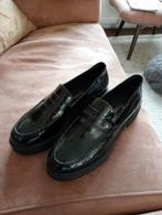 Lakschoenen loafers maat 41, Kleding | Dames, Schoenen, Ophalen of Verzenden, Zo goed als nieuw, Instappers, Zwart