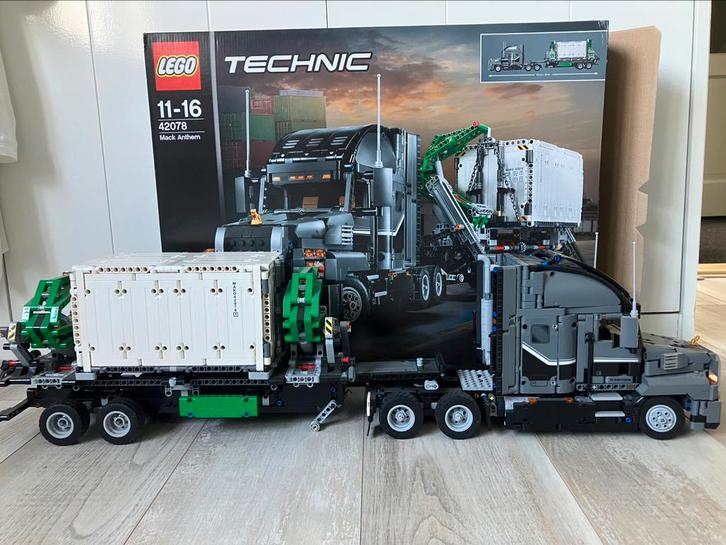 Lego Technic Mack Anthem, Kinderen en Baby's, Speelgoed | Duplo en Lego, Zo goed als nieuw, Ophalen of Verzenden
