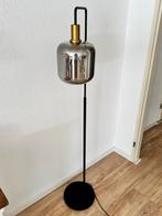 Moderne Staande Lamp - Metaal & Glas, Huis en Inrichting, Lampen | Vloerlampen, Ophalen, Zo goed als nieuw, Metaal, Modern