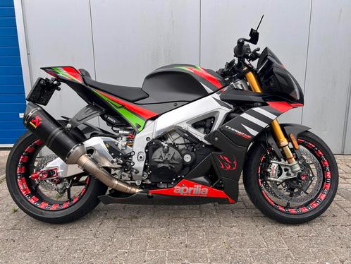 Tuono V4 Factory - 2020 | Akrapovic, Carbon, Topstaat!, Motoren, Motoren | Aprilia, Particulier, Naked bike, meer dan 35 kW, 4 cilinders