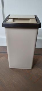 retro vintage Curver 70s bruin beige prullenbak 16x16x34cm, Kunststof, Ophalen of Verzenden, Zo goed als nieuw, Minder dan 10 liter
