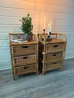 2 Leuke rotan vintage Nachtkastjes/Bijzettafels, Huis en Inrichting, Kasten | Ladekasten, Ophalen, Overige materialen, Minder dan 50 cm