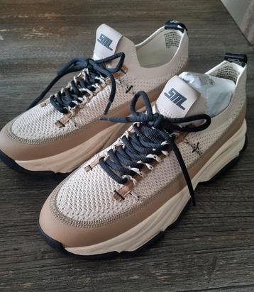 Steve Madden "Nieuwe" Playmaker Sneakers  beschikbaar voor biedingen