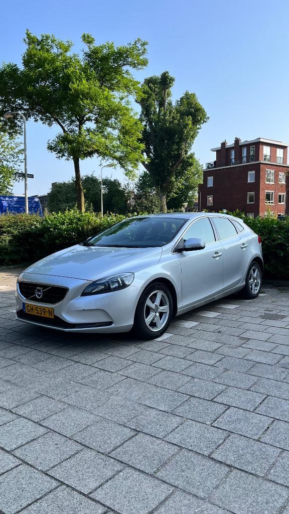 Volvo V40 2.0 D2 120PK 2015 Grijs, Auto's, Volvo, Particulier, V40, ABS, Adaptive Cruise Control, Airbags, Airconditioning, Alarm