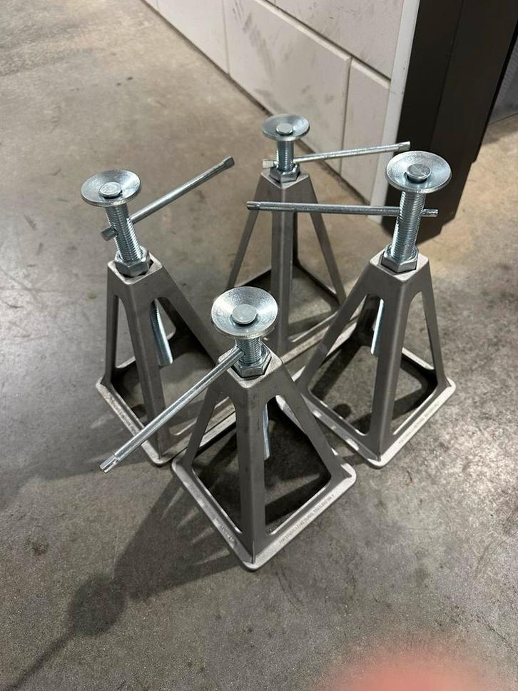 Steunen set voor camper en caravan, Caravans en Kamperen, Camper-accessoires, Zo goed als nieuw, Ophalen of Verzenden