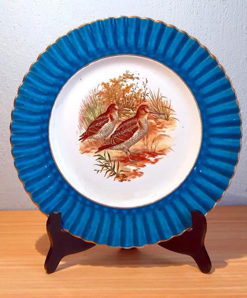Canterbury Fine Bone China bord op standaard display, Verzamelen, Porselein, Kristal en Bestek, Zo goed als nieuw, Bord of Schaal