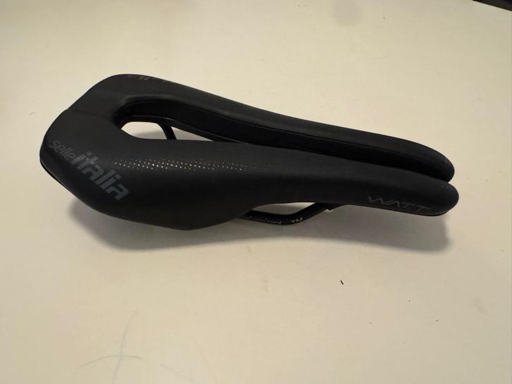 Selle Italia Triatlon / TT fietszadel, Sport en Fitness, Wielrennen, Zo goed als nieuw, Overige typen, Ophalen of Verzenden