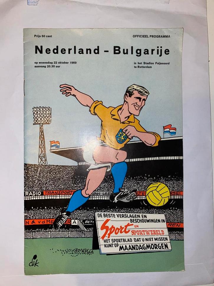 Nederlands Elftal - Bulgarije 1969 Programmaboekje, Verzamelen, Sportartikelen en Voetbal, Zo goed als nieuw, Overige typen, Ophalen