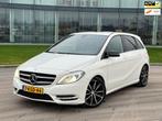 Mercedes-Benz B-klasse 180 AMG PAKKET NAP LED, Voorwielaandrijving, Gebruikt, 4 cilinders, Handgeschakeld