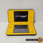 Nintendo DSi XL geel, Spelcomputers en Games, Gebruikt