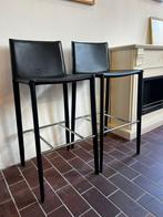 5 zwartleren hoge stoelen, Huis en Inrichting, Ophalen, 5 krukken of meer, Met voetsteun, Zo goed als nieuw