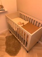 Europe Baby Sterre ledikant met commode, Ophalen, Zo goed als nieuw, Jongetje of Meisje