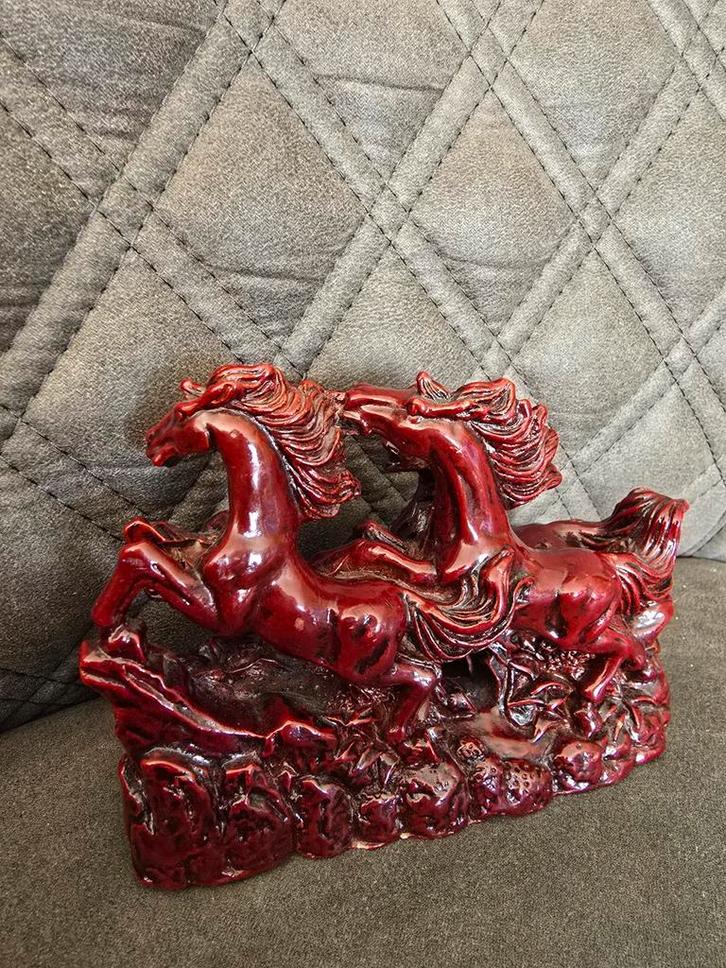 Vintage Rode Paarden Standbeeld - Feng Shui Decor, Antiek en Kunst, Kunst | Beelden en Houtsnijwerken, Ophalen of Verzenden