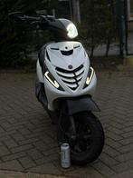 Piaggio zip 4t 2v, Fietsen en Brommers, Scooters | Piaggio, Ophalen of Verzenden, Zo goed als nieuw, Benzine, Zip