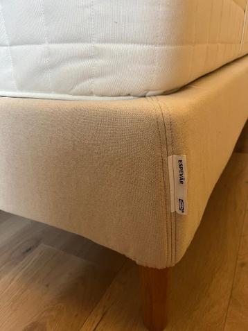 IKEA bedframe Espevar en matras Hyllestad middelhard 140x200 - afbeelding 5