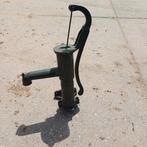 Handpomp. Waterpomp, 150 liter of meer, Ophalen, Zo goed als nieuw, Kunststof