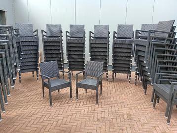 100 zeer nette zwarte horeca terrasstoelen