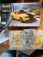 Revell 2010 Ford Mustang GT Bouwpakket 1:25, Hobby en Vrije tijd, Auto, Nieuw, Ophalen of Verzenden, 1:32 tot 1:50