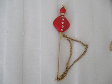 mooie oude hoedenpennen  beschikbaar voor biedingen