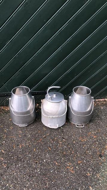 RVS melkbussen 3x beschikbaar voor biedingen