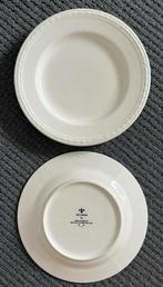 2 ontbijtborden Recamier royal creamware crème wit, Huis en Inrichting, Keuken | Servies, Ophalen of Verzenden, Gebruikt, Porselein