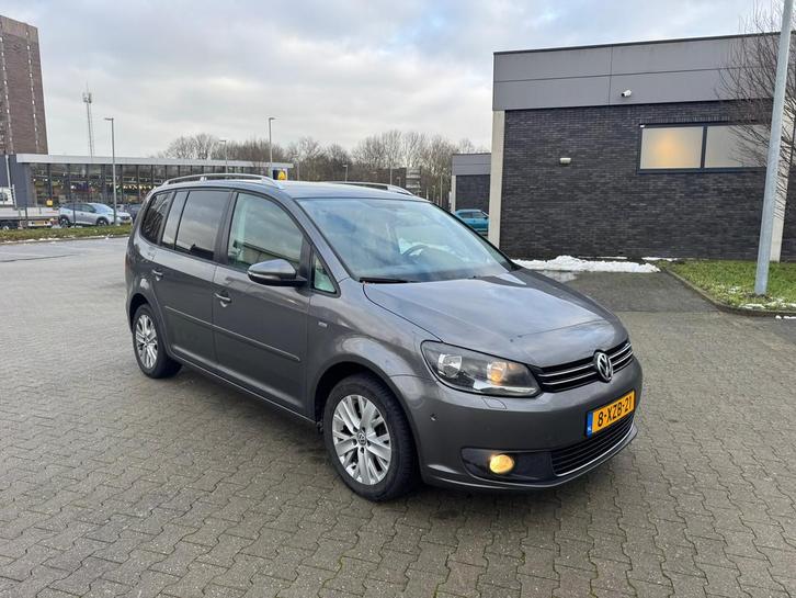 Volkswagen Touran 1.6 TDI Highline BlueMotion 7p. EX BPM, Auto's, Volkswagen, Bedrijf, Te koop, Touran, ABS, Airbags, Airconditioning