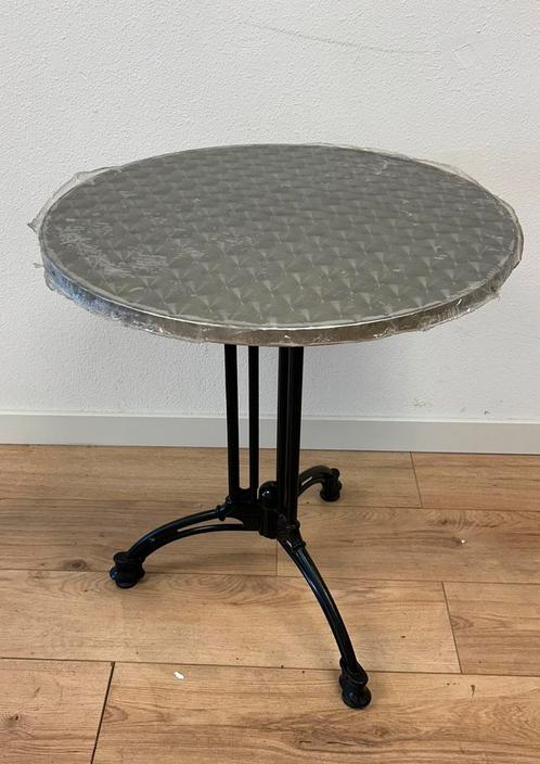 Tuin-bistro tafels voor thuis/Horeca doorsnede 60cm driepoot, Tuin en Terras, Tuintafels, Zo goed als nieuw, Rond, Metaal, Ophalen of Verzenden