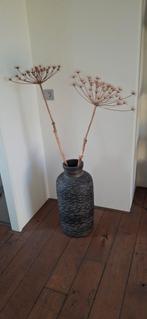 Antraciet grijze vaas met berenklauwen., Ophalen, Steen, Overige kleuren, 50 tot 75 cm