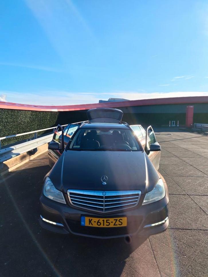 !Mercedes Benz C180 2012!, Auto's, Mercedes-Benz, Particulier, C-Klasse, ABS, Airbags, Airconditioning, Alarm, Bluetooth, Boordcomputer