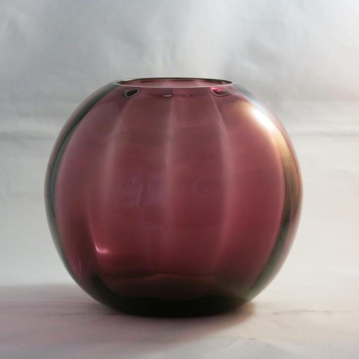 Wilhelm Wagenfeld, WMF. Turmalin vaas., Antiek en Kunst, Antiek | Glas en Kristal, Ophalen of Verzenden