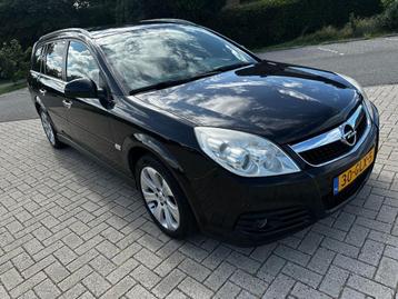 Schitterende Exclusieve Opel Vectra 2.2 16V Sport Stationcar beschikbaar voor biedingen