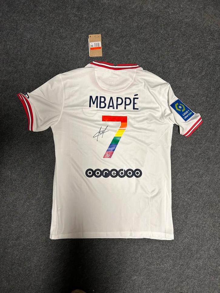 Gesigneerd PSG Shirt 2021/2022 Mbappe COA, Verzamelen, Sportartikelen en Voetbal, Zo goed als nieuw, Shirt, Buitenlandse clubs