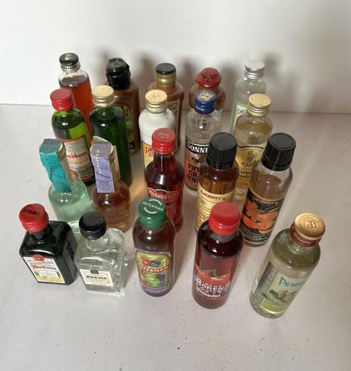20 Miniatuur Jenever, graanjenever, .. flesjes - vol, Verzamelen, Complete verzamelingen en Collecties, Ophalen of Verzenden
