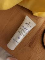 Image Skincare Iluma Cleanser mini, Sieraden, Tassen en Uiterlijk, Uiterlijk | Gezichtsverzorging, Ophalen of Verzenden, Zo goed als nieuw