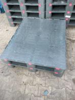Te koop partij zeer nette kunstof plastic pallets dichte dek, Ophalen, Zo goed als nieuw, Kunststof