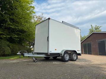 Zeer nette HAPERT gesloten tandemasser /aanhangwagen 2000kg! beschikbaar voor biedingen