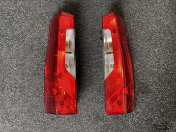 Mercedes-Benz Mercedes Sprinter W907 2018-2023 achterlichten beschikbaar voor biedingen