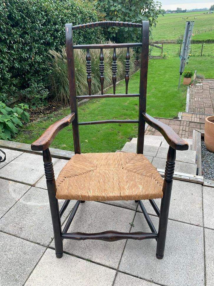 Antieke Armstoel met Rietzitting, Antiek en Kunst, Antiek | Meubels | Stoelen en Banken, Ophalen