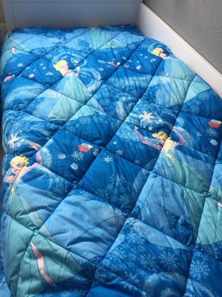 Frozen Elsa dekbed, Kinderen en Baby's, Kinderkamer | Beddengoed, Zo goed als nieuw, Deken of Dekbed, Blauw, Meisje, Ophalen