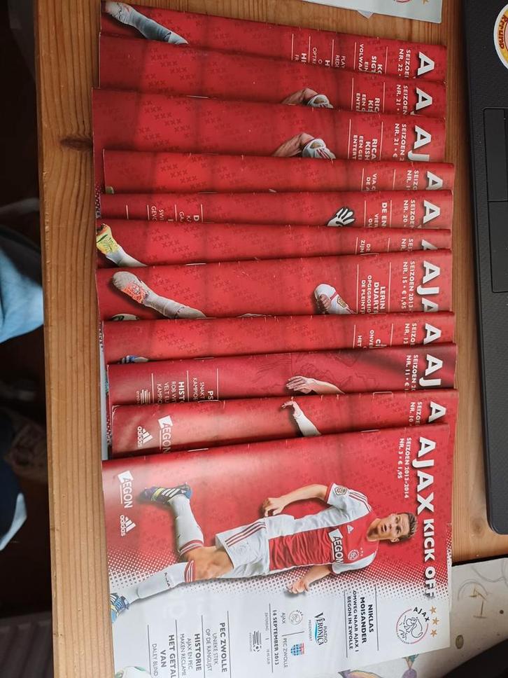 Ajax Kick Off Magazines Seizoen 2013-2014, Boeken, Tijdschriften en Kranten, Zo goed als nieuw, Sport en Vrije tijd, Ophalen of Verzenden